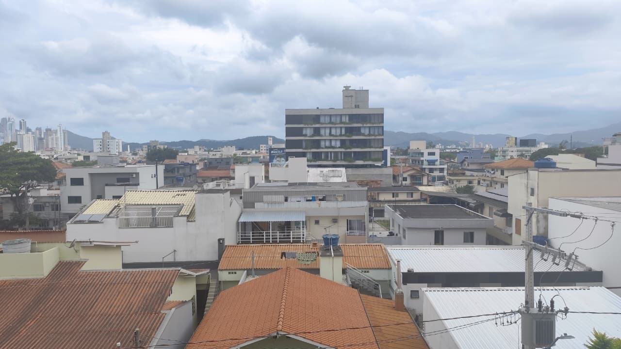 Apartamento de 2 quartos com 1 suíte e 60 m² em Bal. Camboriú