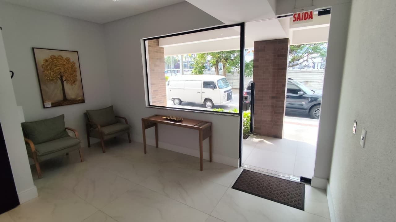 Apartamento de 2 quartos com 1 suíte e 60 m² em Bal. Camboriú