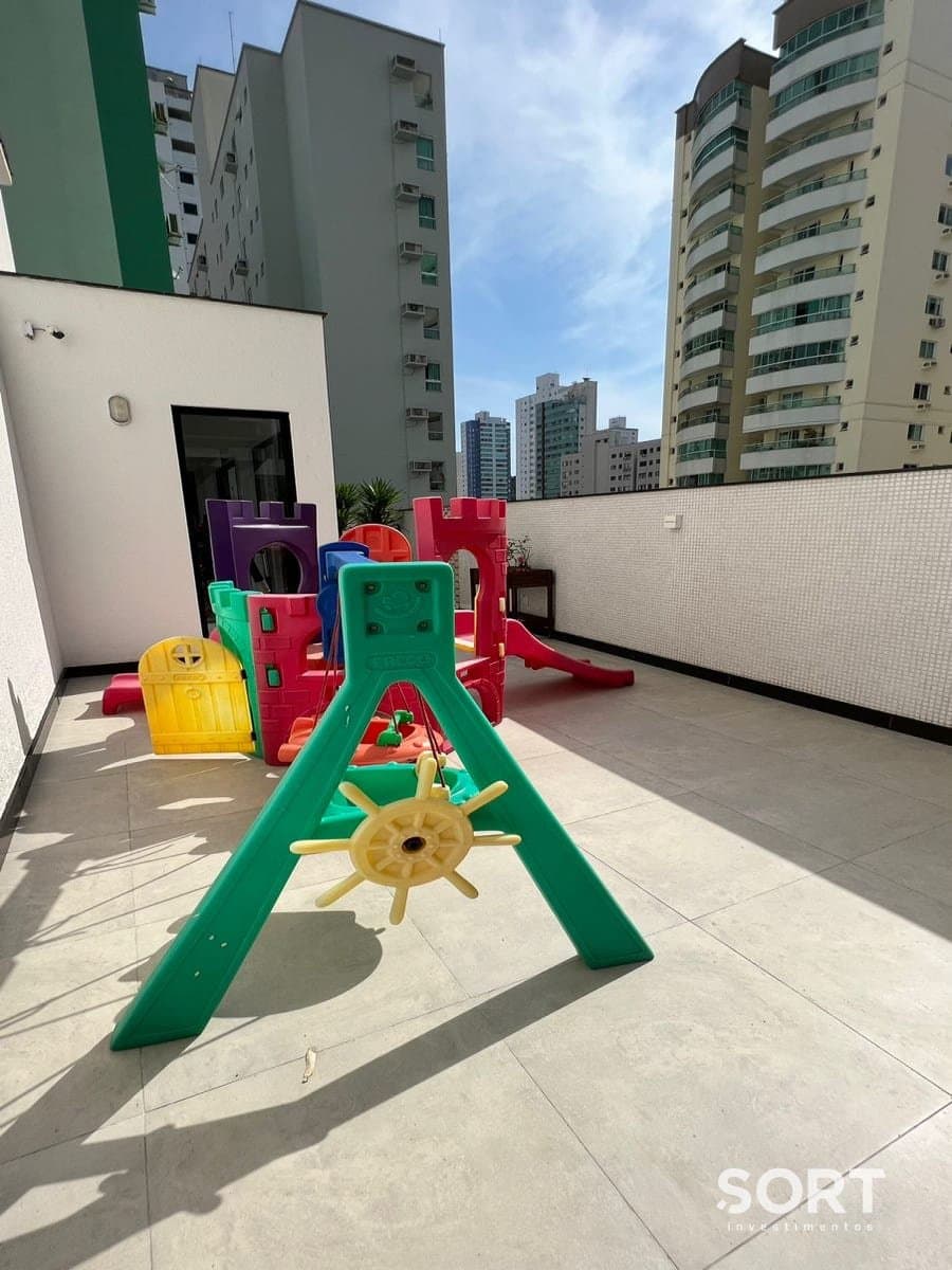 Apartamento de 3 quartos com 3 suítes e 123 m² em Bal. Camboriú