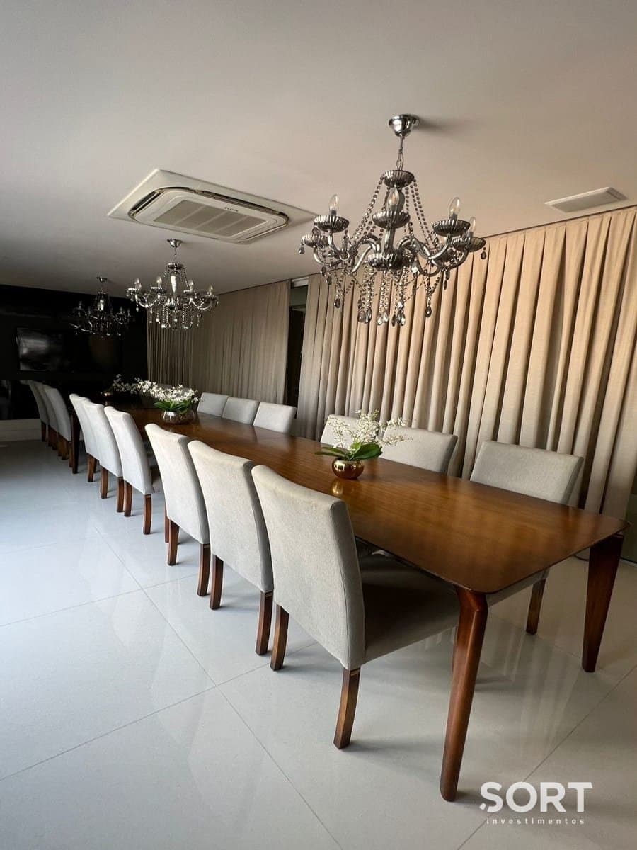 Apartamento de 3 quartos com 3 suítes e 123 m² em Bal. Camboriú