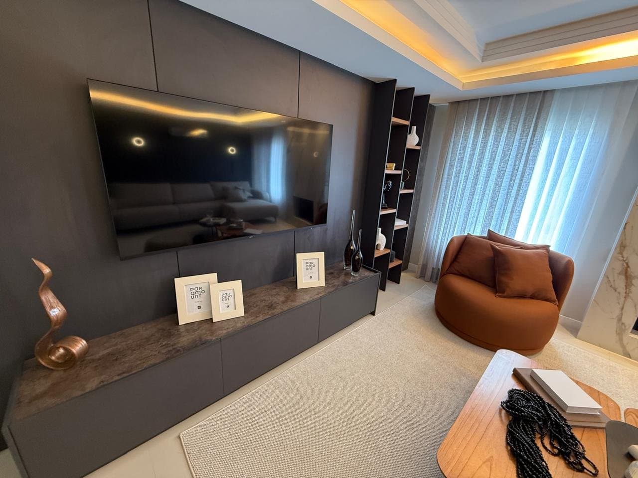 Casa de 4 quartos com 4 suítes e 378 m² em Bal. Camboriú