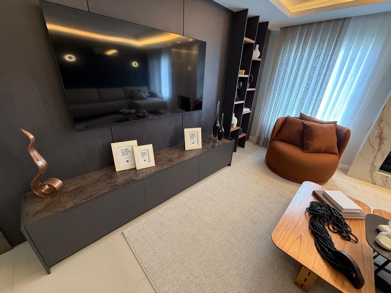 Casa de 4 quartos com 4 suítes e 378 m² em Bal. Camboriú