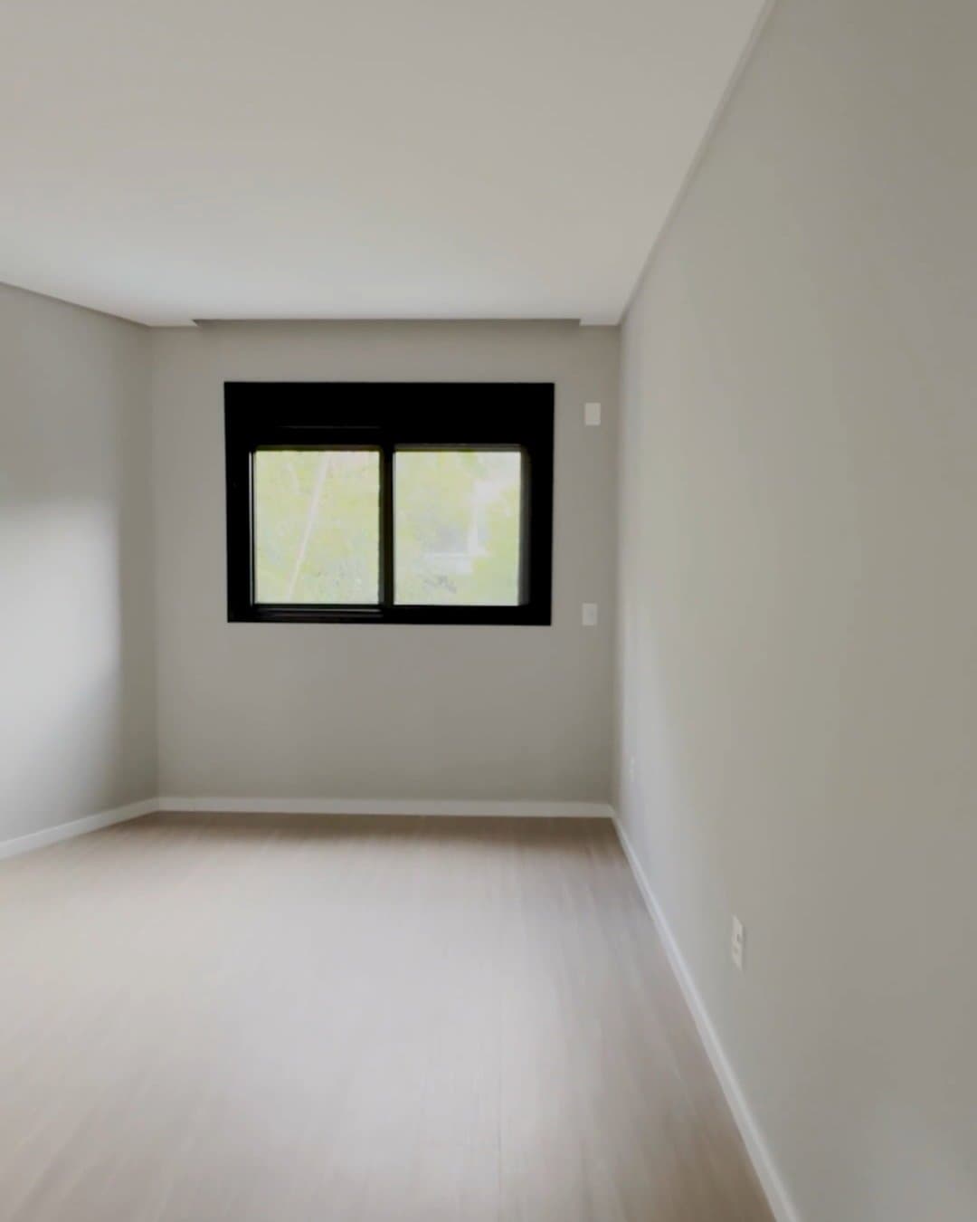 Casa de 3 quartos com 3 suítes e 339 m² em Bal. Camboriú