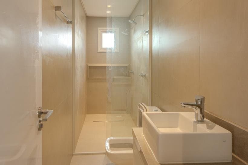 Casa de 4 quartos com 4 suítes e 375 m² em Bal. Camboriú