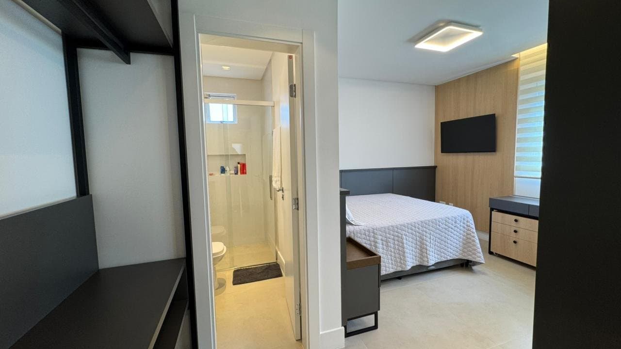 Differentiated de 3 quartos com 3 suítes e 283 m² em Bal. Camboriú