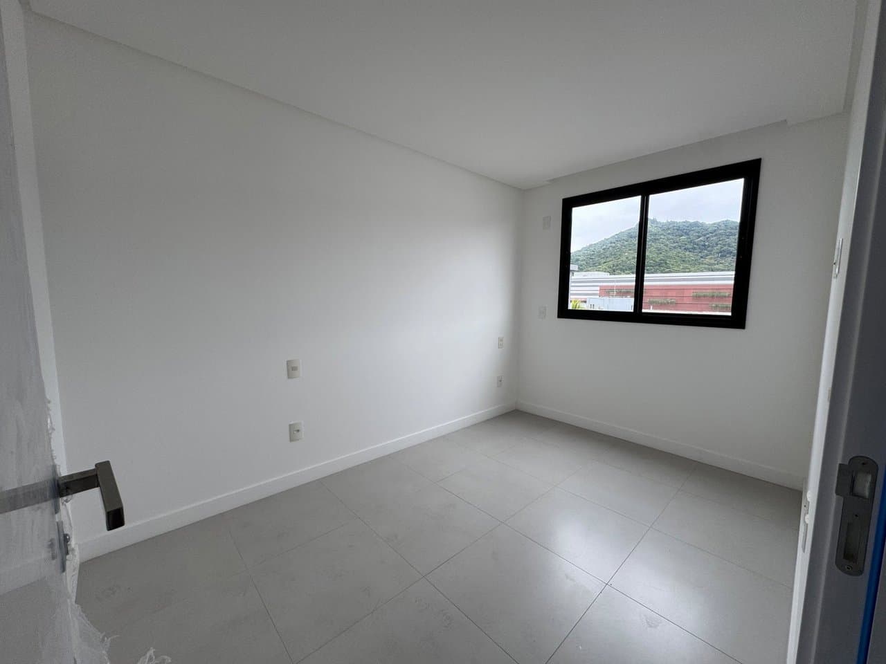 Apartamento de 2 quartos com 1 suíte e 63 m² em Bal. Camboriú
