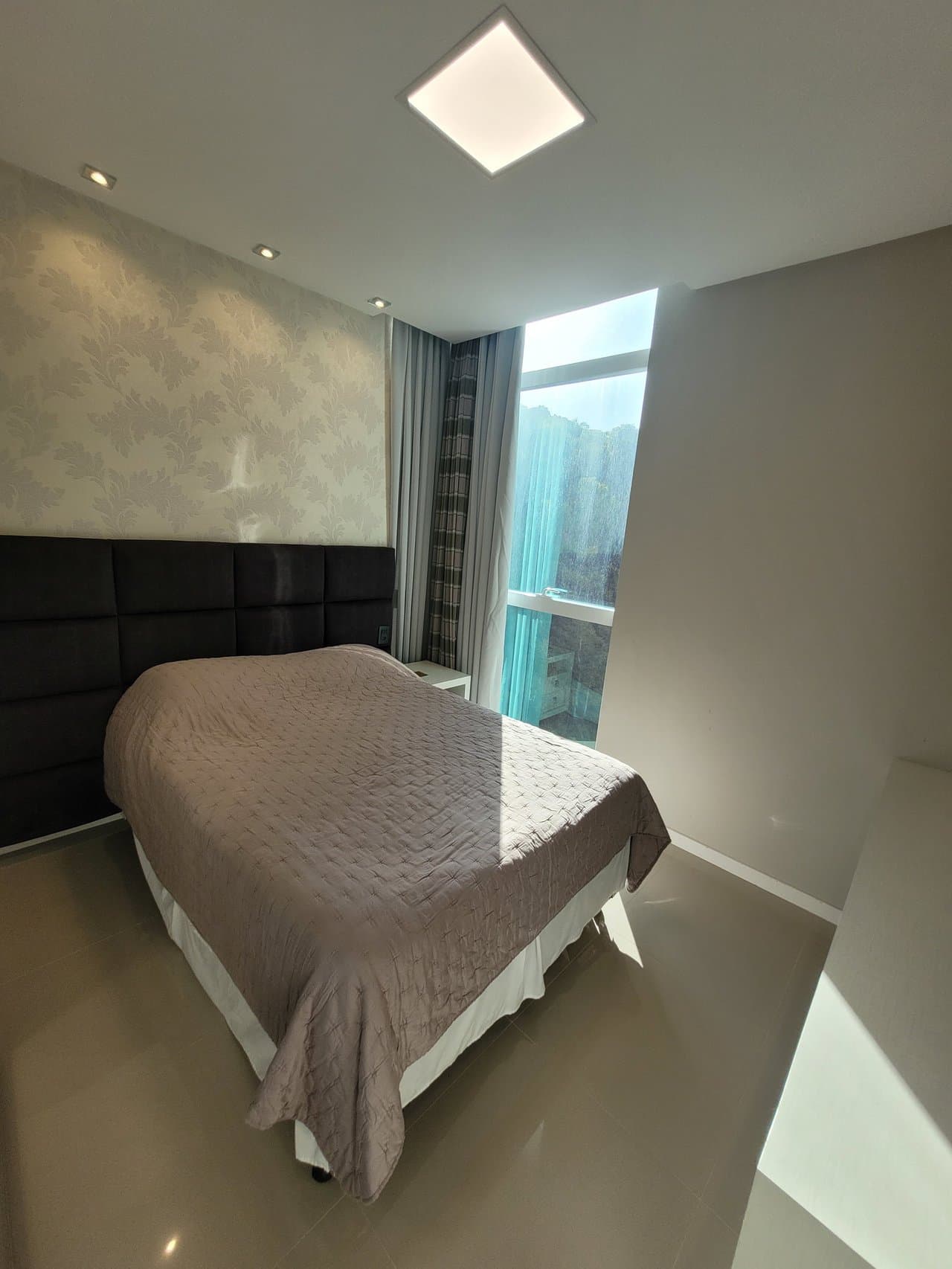 Apartamento de 3 quartos com 3 suítes e 130 m² em Bal. Camboriú