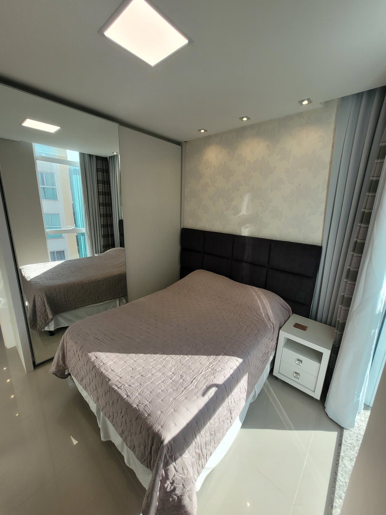Apartamento de 3 quartos com 3 suítes e 130 m² em Bal. Camboriú