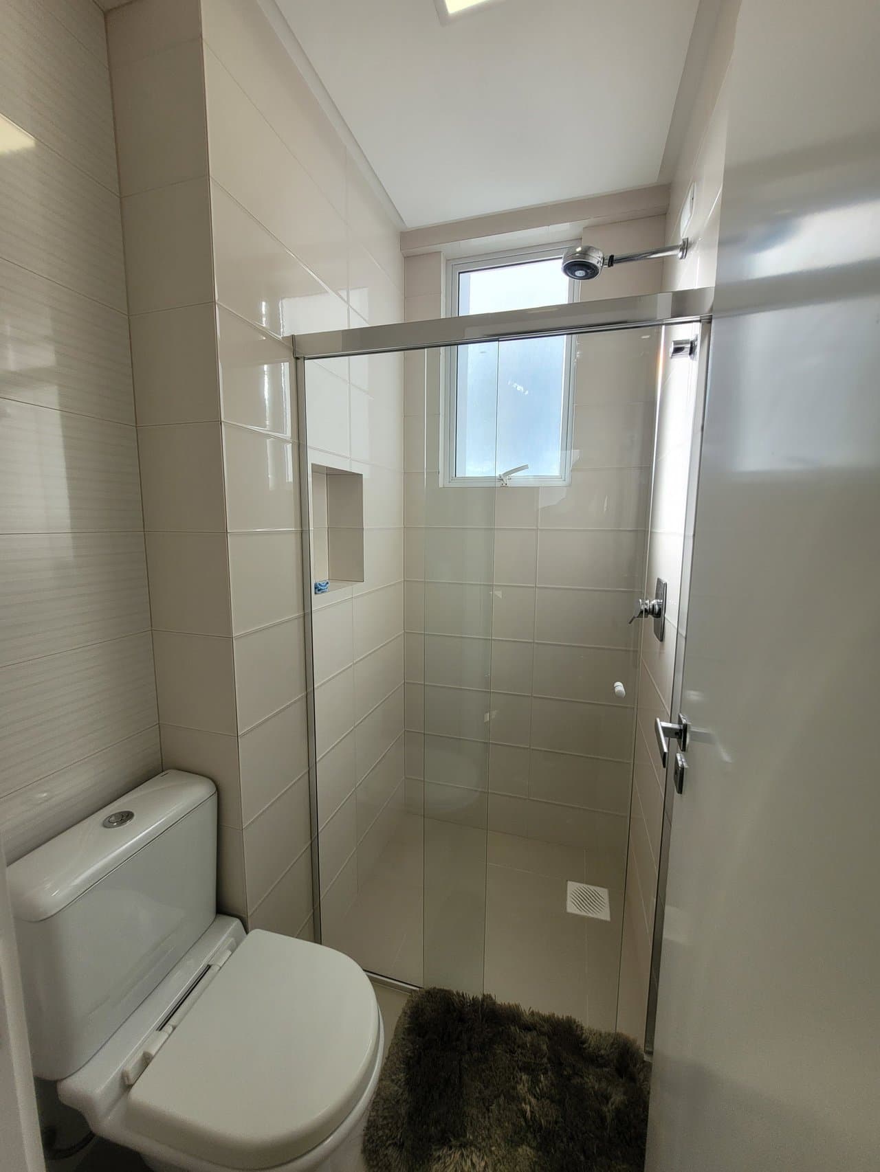 Apartamento de 3 quartos com 3 suítes e 130 m² em Bal. Camboriú