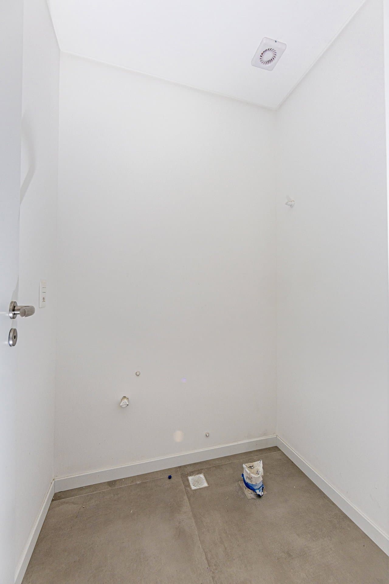 Apartamento de 4 quartos com 4 suítes e 135 m² em Bal. Camboriú