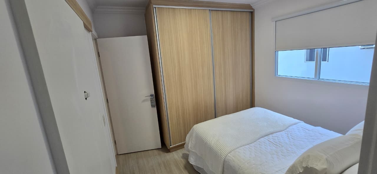 Apartamento de 3 quartos com 3 suítes e 134 m² em Bal. Camboriú