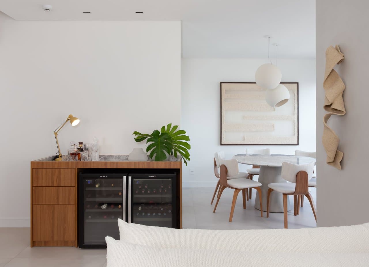 Apartamento de 3 quartos com 3 suítes e 122 m² em Bal. Camboriú