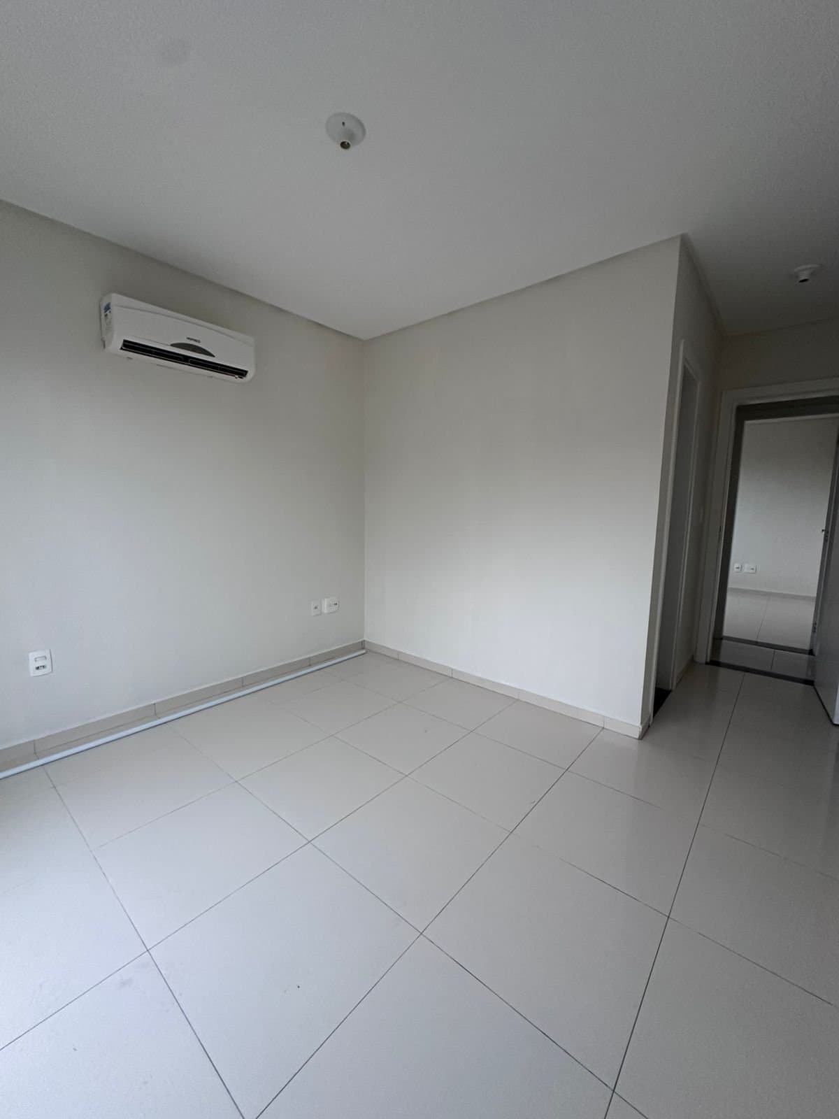 Apartamento de 2 quartos com 1 suíte e 86 m² em Bal. Camboriú