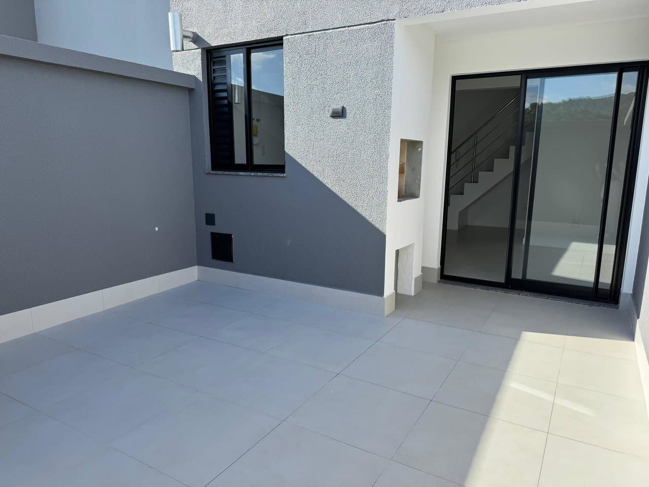 Apartamento de 1 quarto e 70 m² em Bal. Camboriú