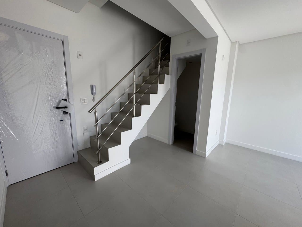 Apartamento de 1 quarto e 70 m² em Bal. Camboriú