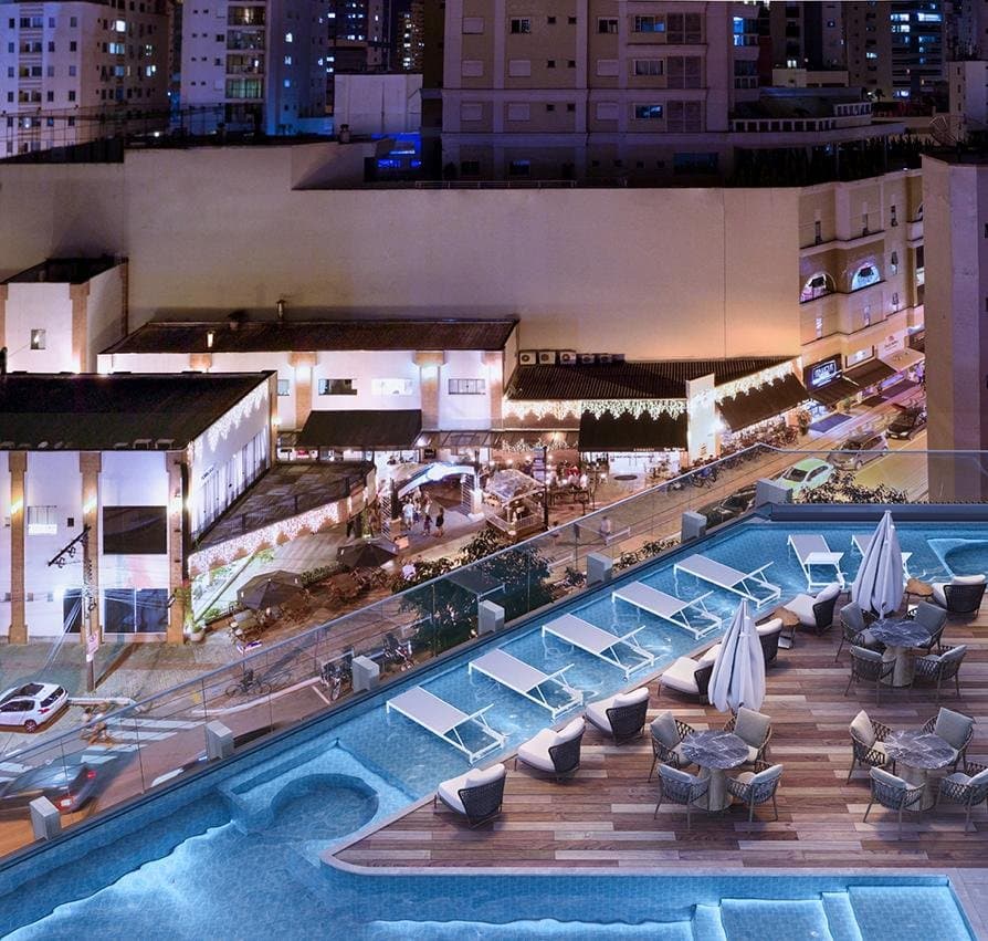 Apartamento de 4 quartos com 4 suítes e 177 m² em Bal. Camboriú