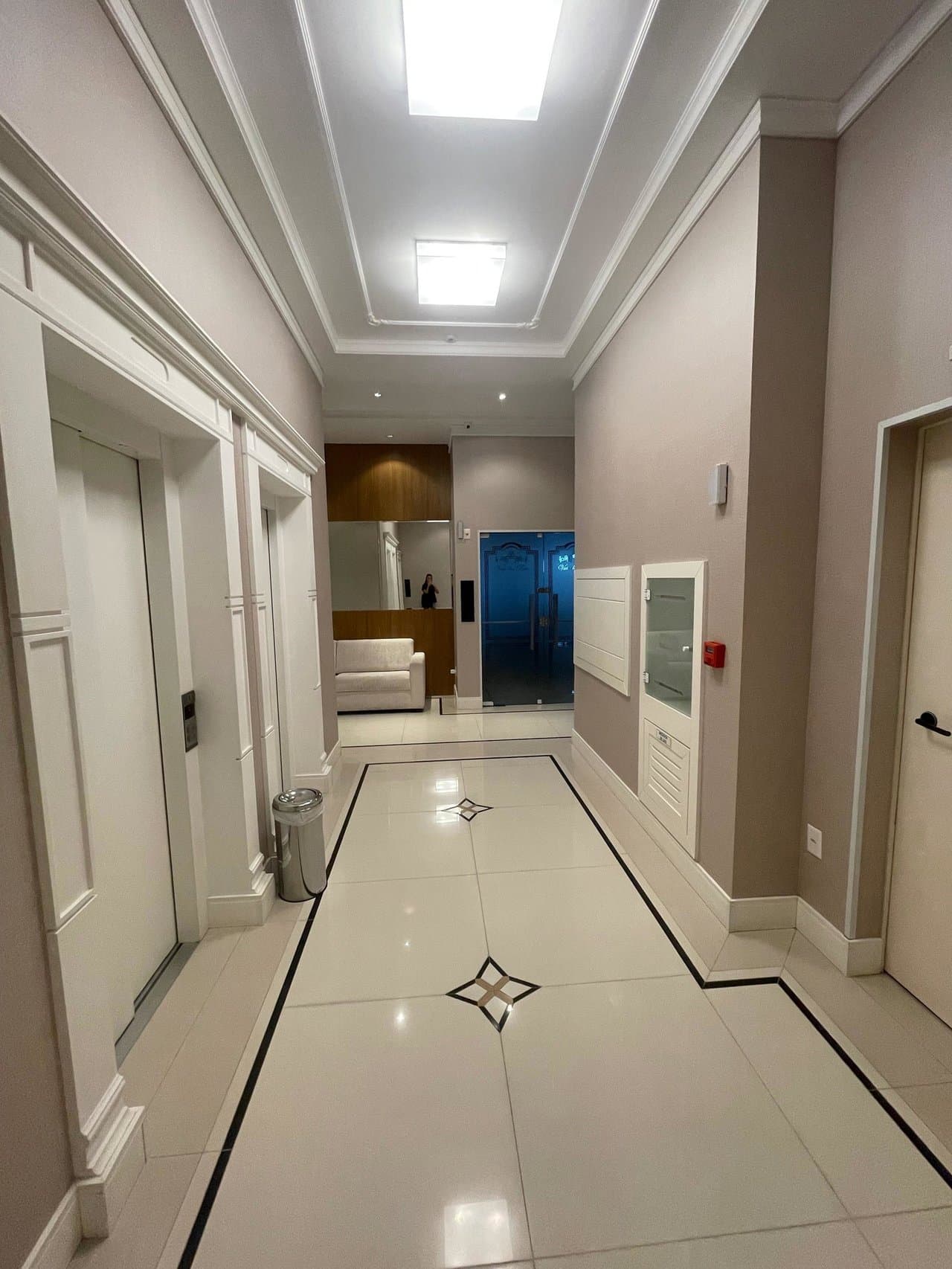 Apartamento de 3 quartos com 3 suítes e 139 m² em Bal. Camboriú