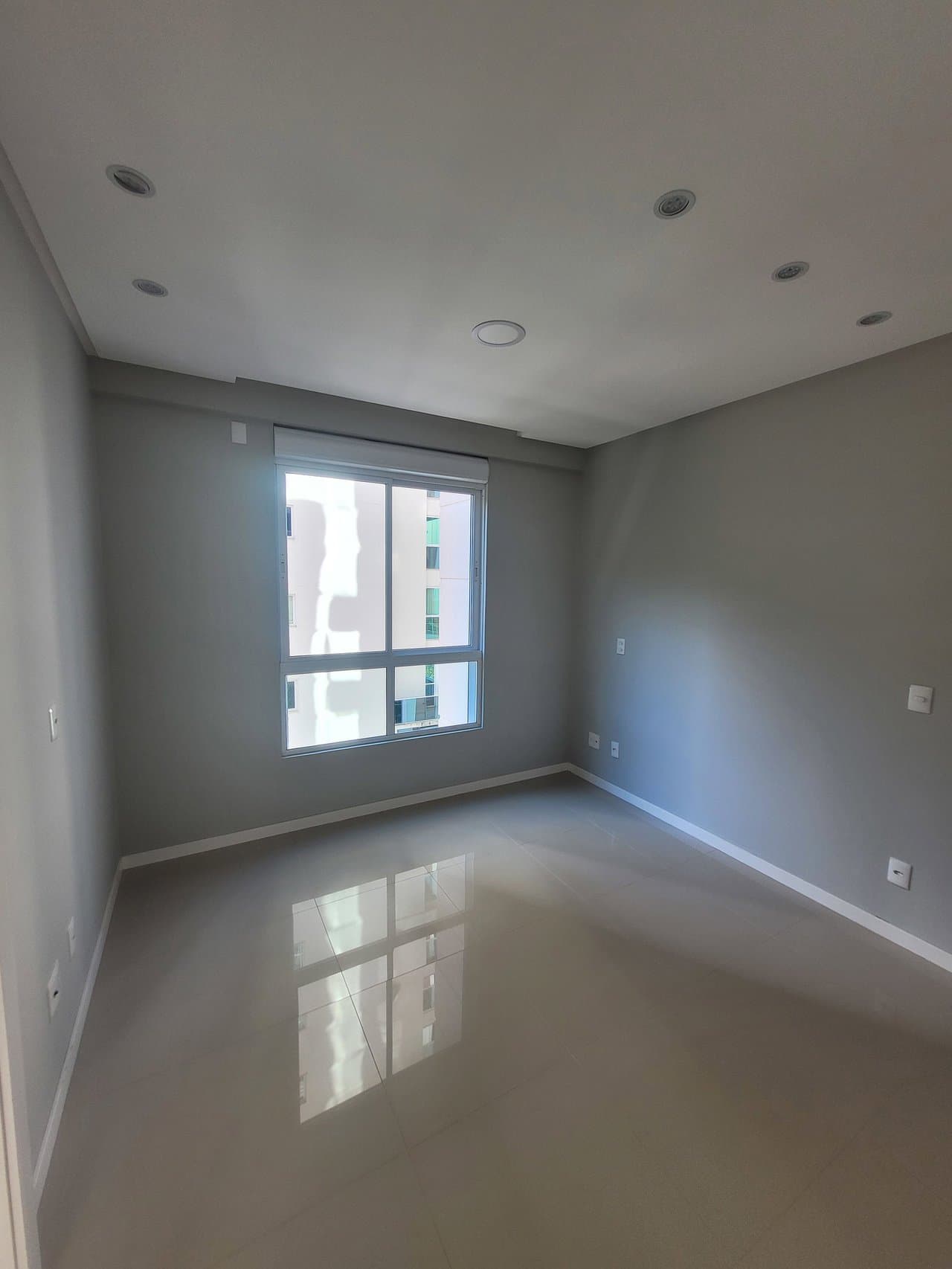 Apartamento de 4 quartos com 4 suítes e 134 m² em Bal. Camboriú