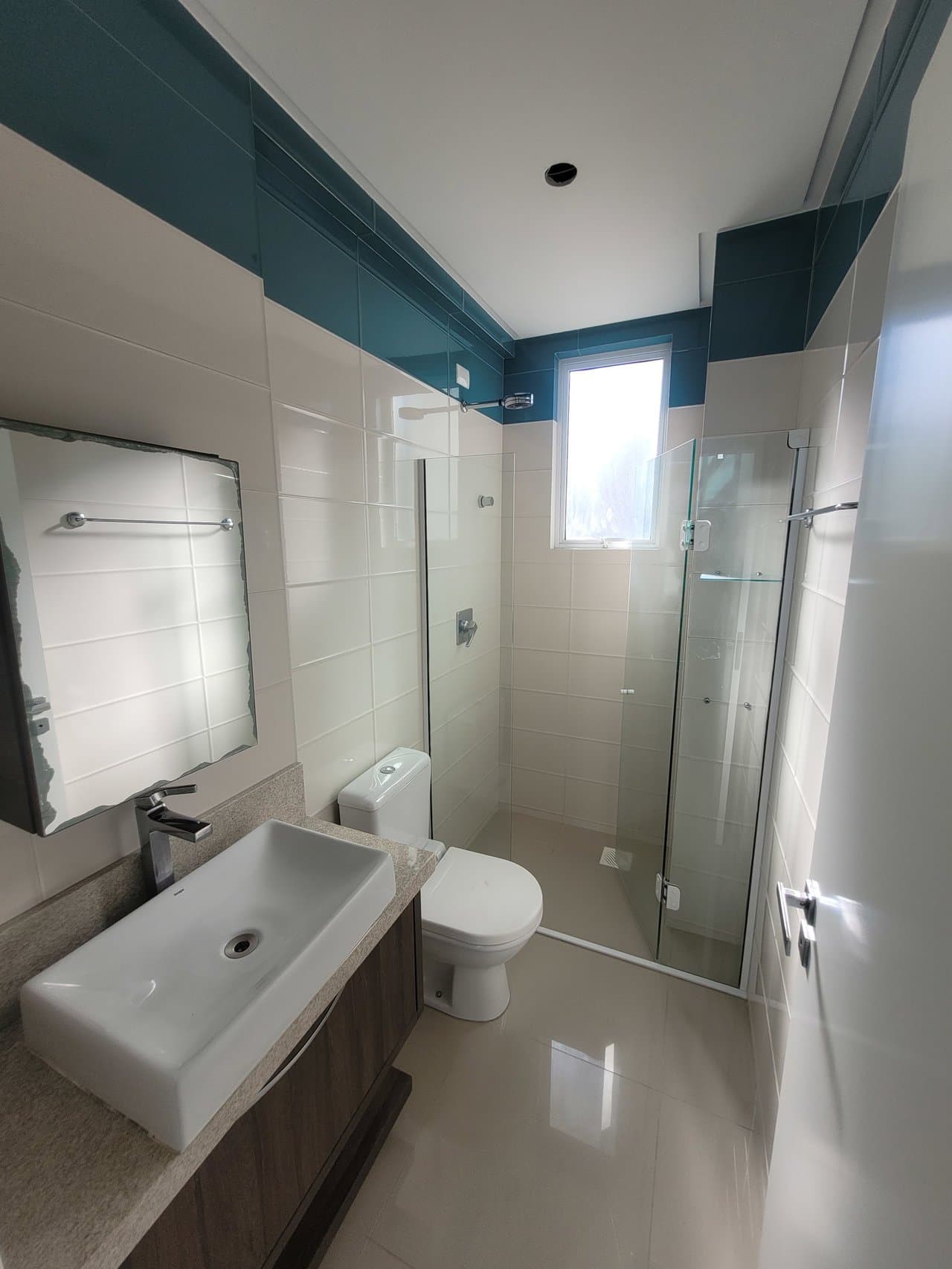 Apartamento de 4 quartos com 4 suítes e 134 m² em Bal. Camboriú