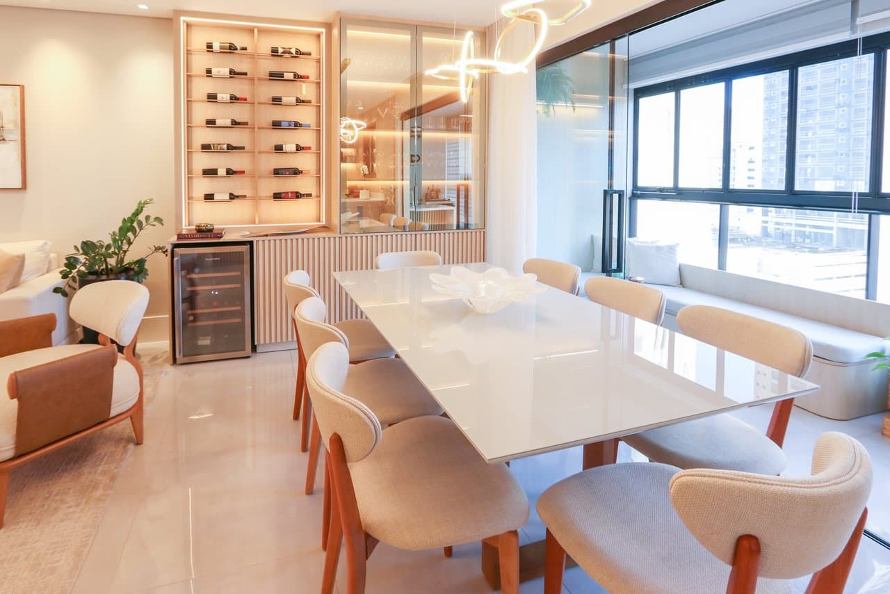 Apartamento de 4 quartos com 4 suítes e 148 m² em Bal. Camboriú