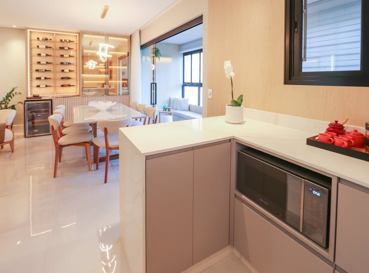 Apartamento de 4 quartos com 4 suítes e 148 m² em Bal. Camboriú