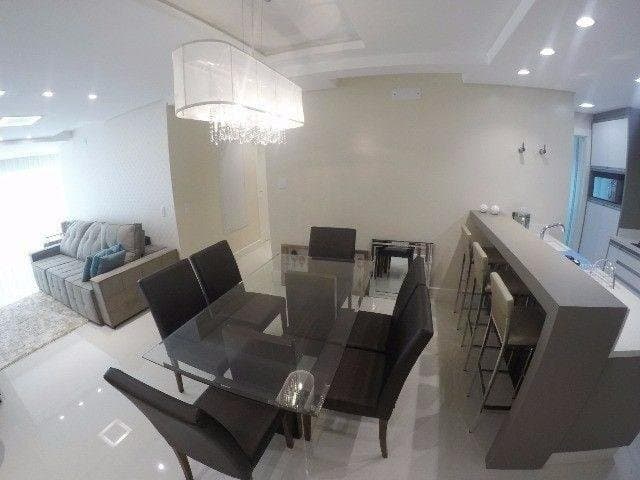 Apartamento de 3 quartos com 3 suítes e 117 m² em Bal. Camboriú