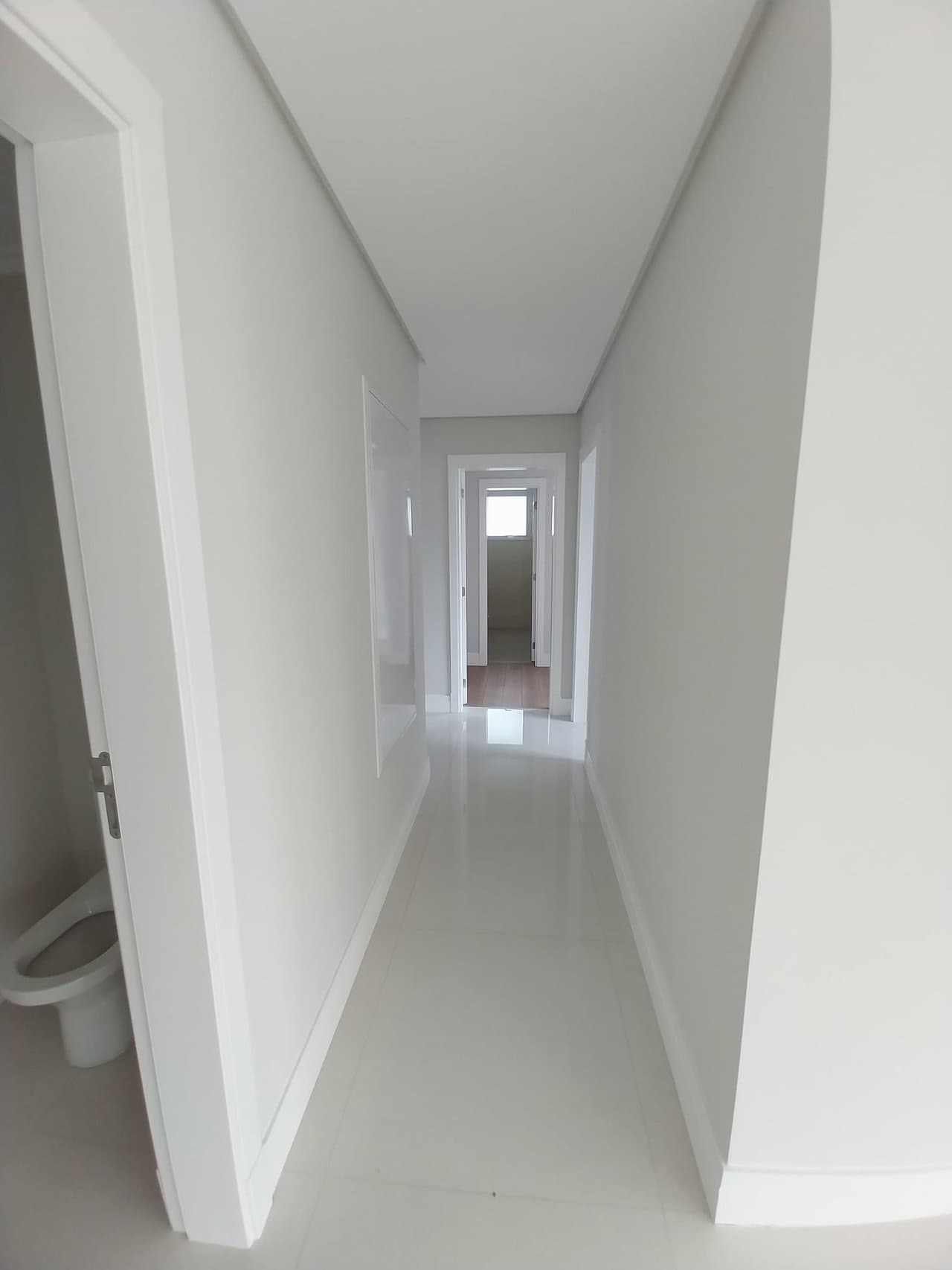 Apartamento de 4 quartos com 2 suítes e 132 m² em Bal. Camboriú