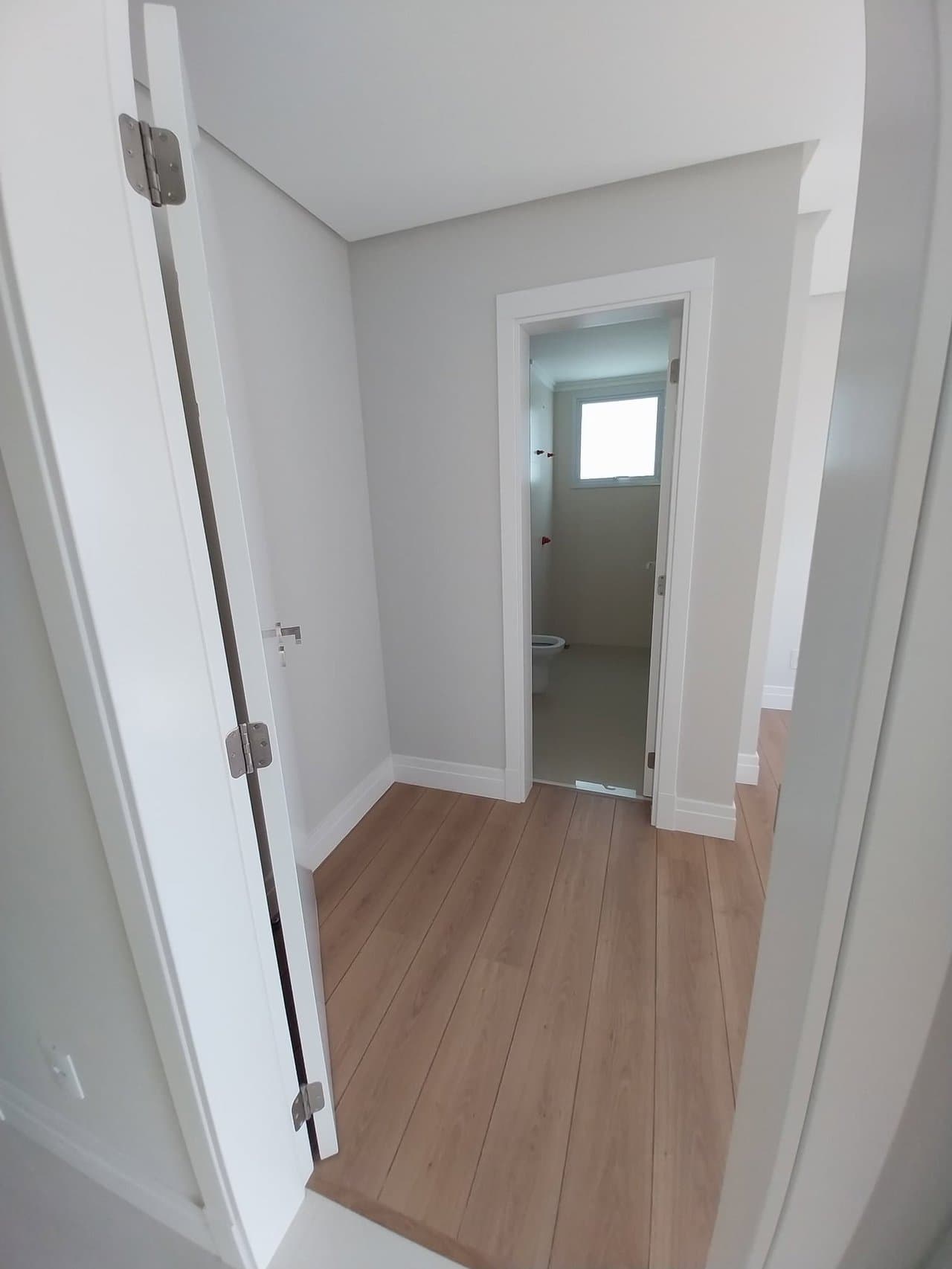 Apartamento de 4 quartos com 2 suítes e 132 m² em Bal. Camboriú