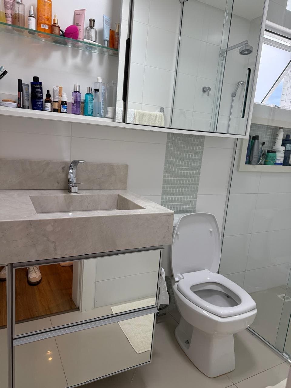 Apartamento de 3 quartos com 3 suítes e 146 m² em Bal. Camboriú