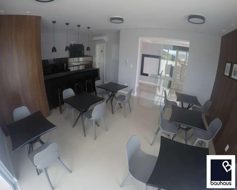 Sala Comercial 74 m² em Bal. Camboriú