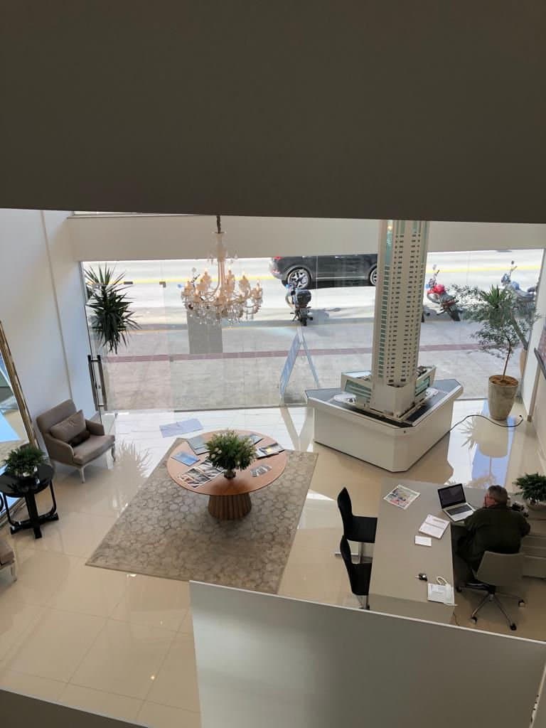 Sala Comercial 227 m² em Bal. Camboriú