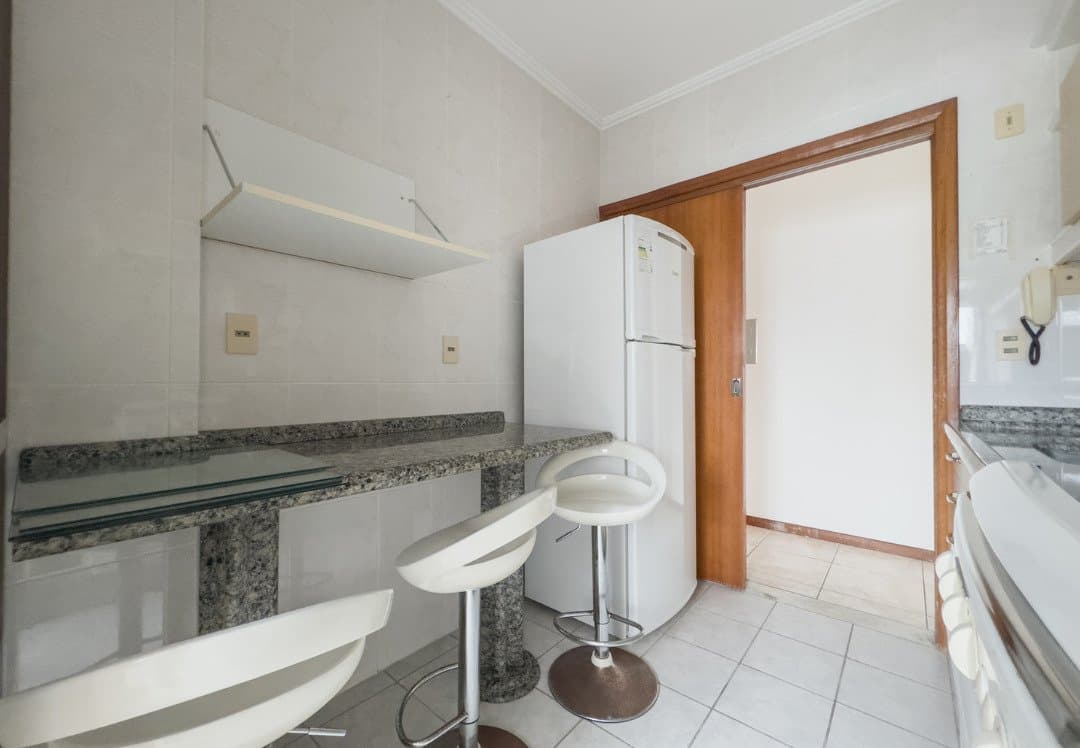 Apartamento de 3 quartos com 1 suíte e 126 m² em Bal. Camboriú