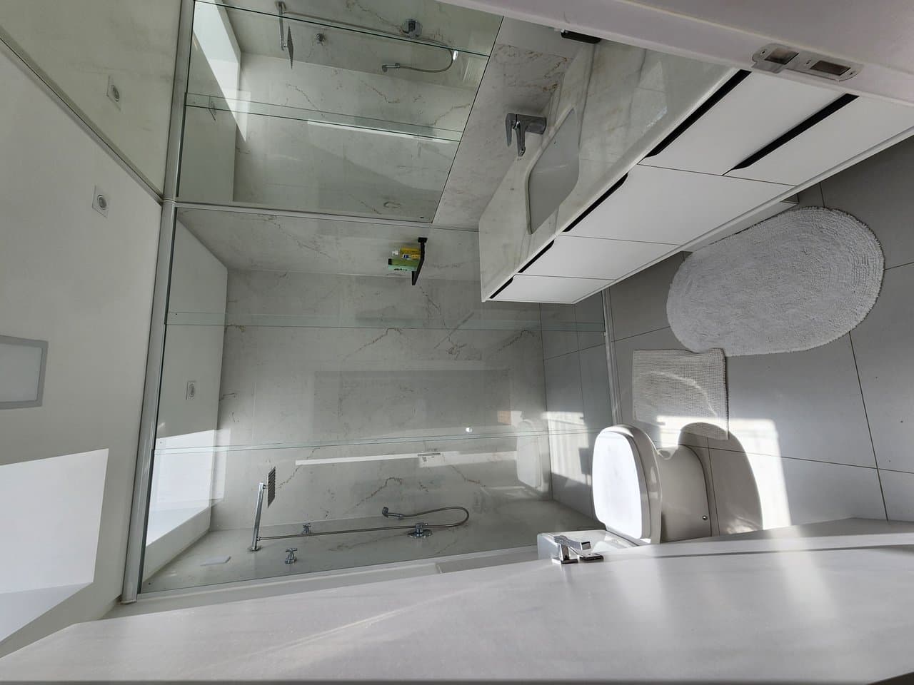 Casa de 4 quartos com 4 suítes e 437 m² em Bal. Camboriú