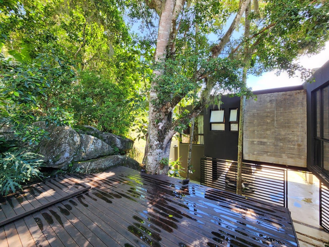Casa de 4 quartos com 4 suítes e 437 m² em Bal. Camboriú
