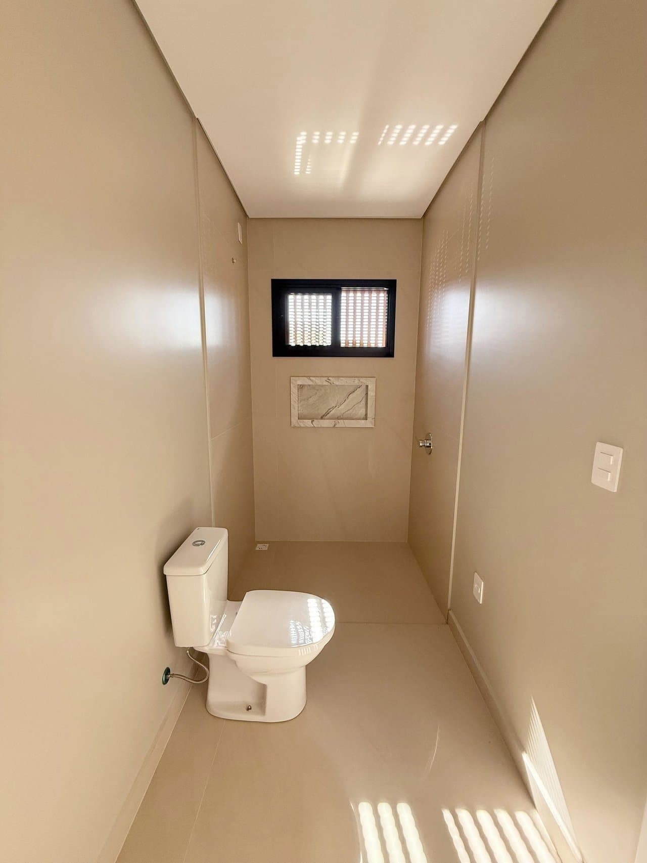 Casa de 3 quartos com 3 suítes e 247 m² em Bal. Camboriú