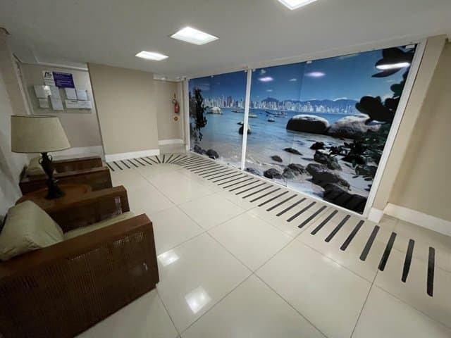 Apartamento de 3 quartos com 3 suítes e 223 m² em Bal. Camboriú