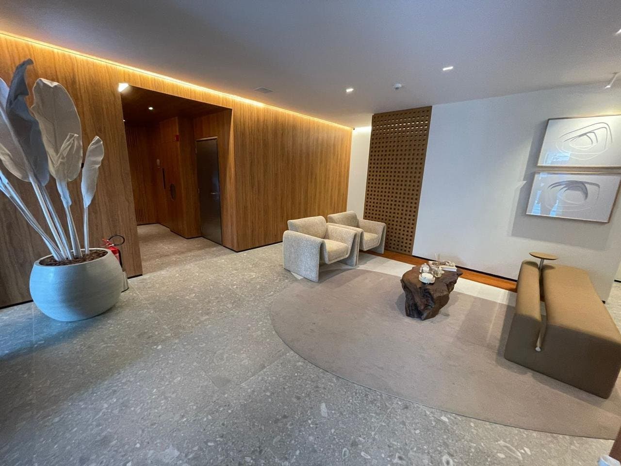 Apartamento de 4 quartos com 2 suítes e 149 m² em Bal. Camboriú