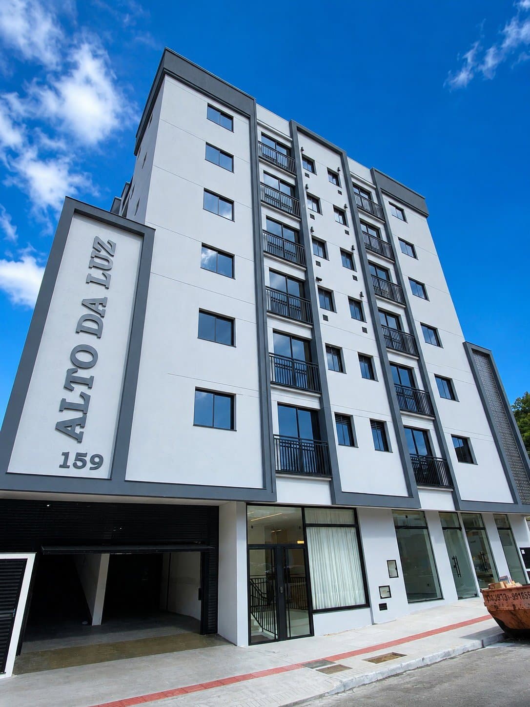 Apartamento de 2 quartos com 1 suíte e 117 m² em Bal. Camboriú