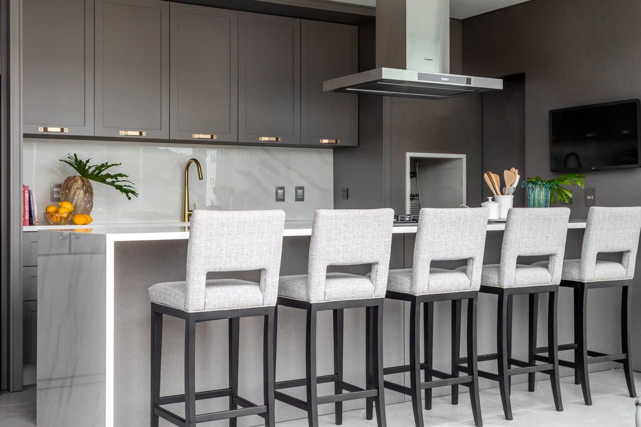 Cobertura de 3 quartos com 3 suítes e 230 m² em Bal. Camboriú