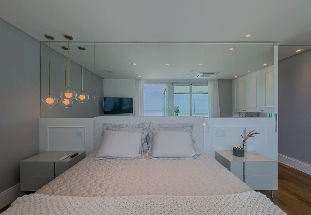 Apartamento de 3 quartos com 3 suítes e 317 m² em Bal. Camboriú