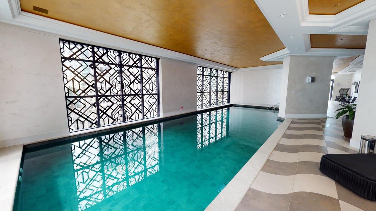 Apartamento de 4 quartos com 4 suítes e 182 m² em Bal. Camboriú