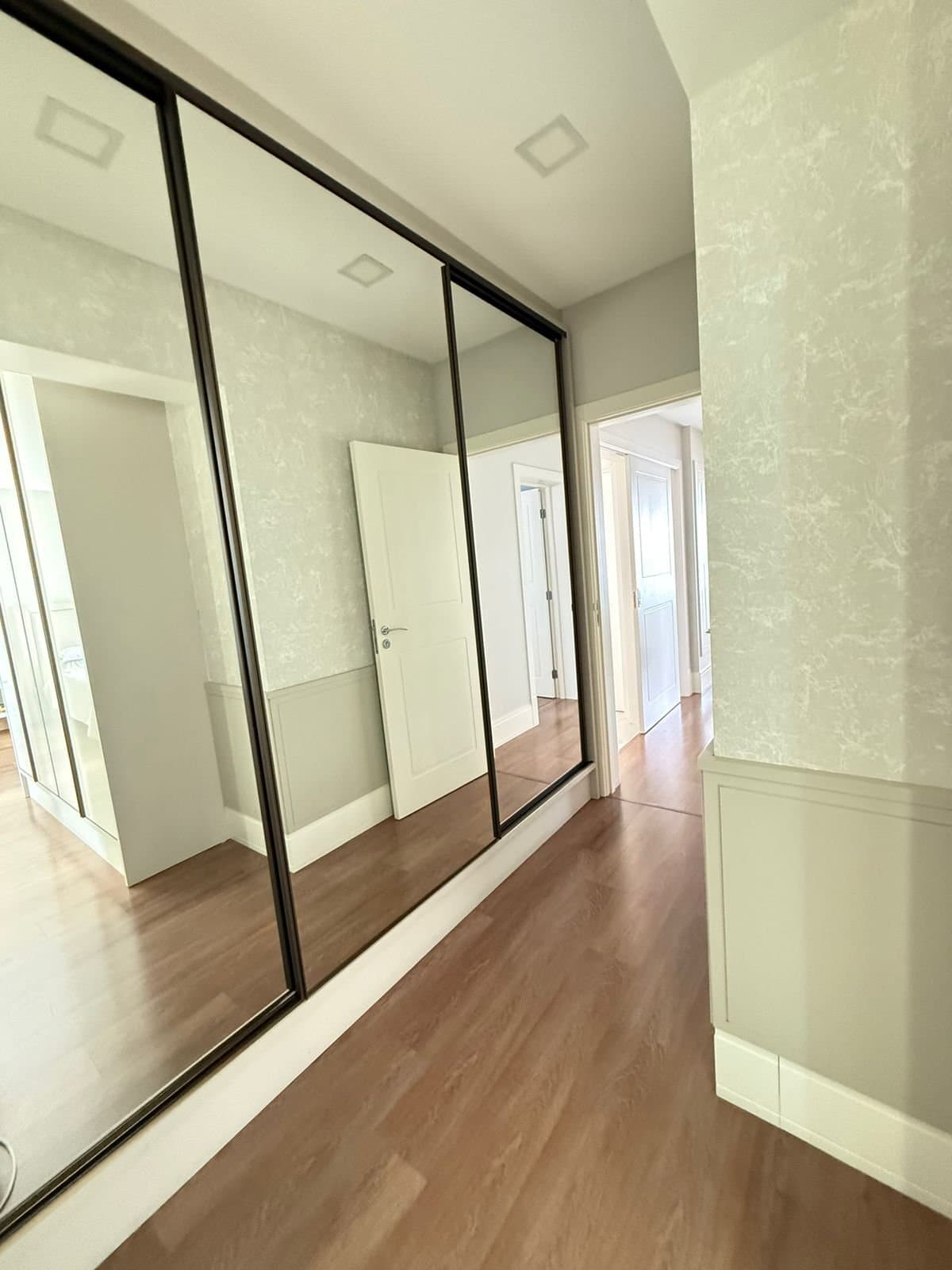 Apartamento de 3 quartos com 3 suítes e 151 m² em Bal. Camboriú