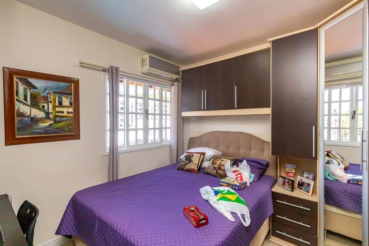 Casa de 3 quartos com 1 suíte e 178 m² em Bal. Camboriú