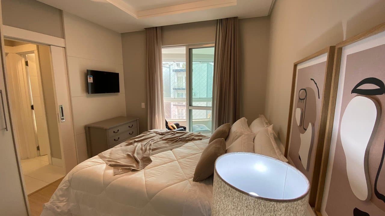 Apartamento de 3 quartos com 1 suíte e 139 m² em Bal. Camboriú