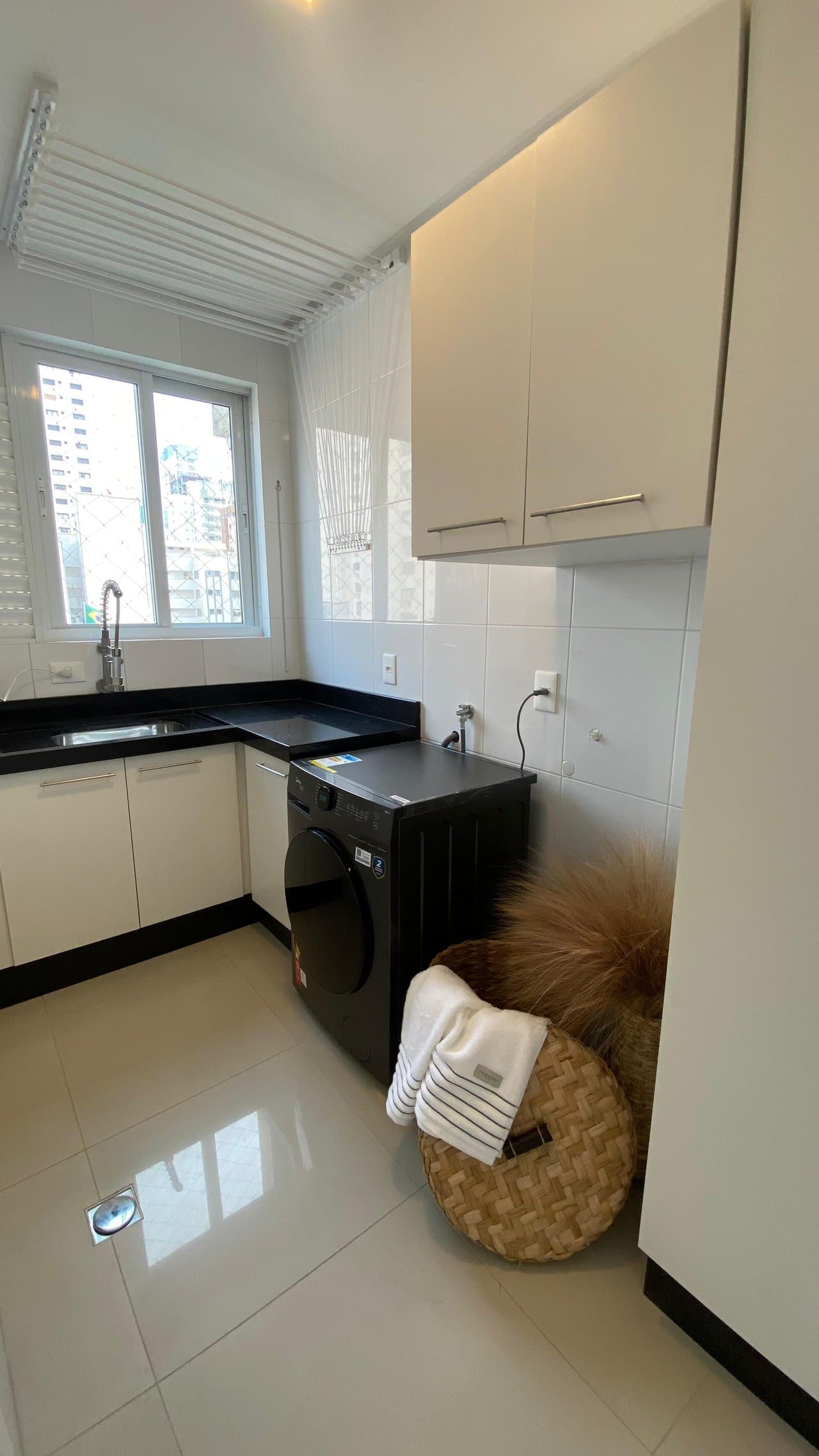 Apartamento de 3 quartos com 1 suíte e 139 m² em Bal. Camboriú