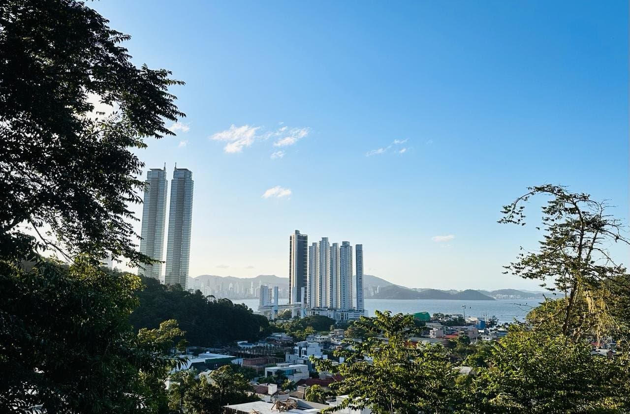 Terreno em Bal. Camboriú