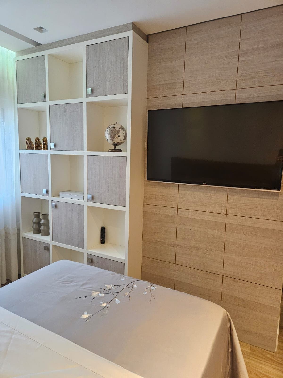 Apartamento de 3 quartos com 3 suítes e 187 m² em Bal. Camboriú
