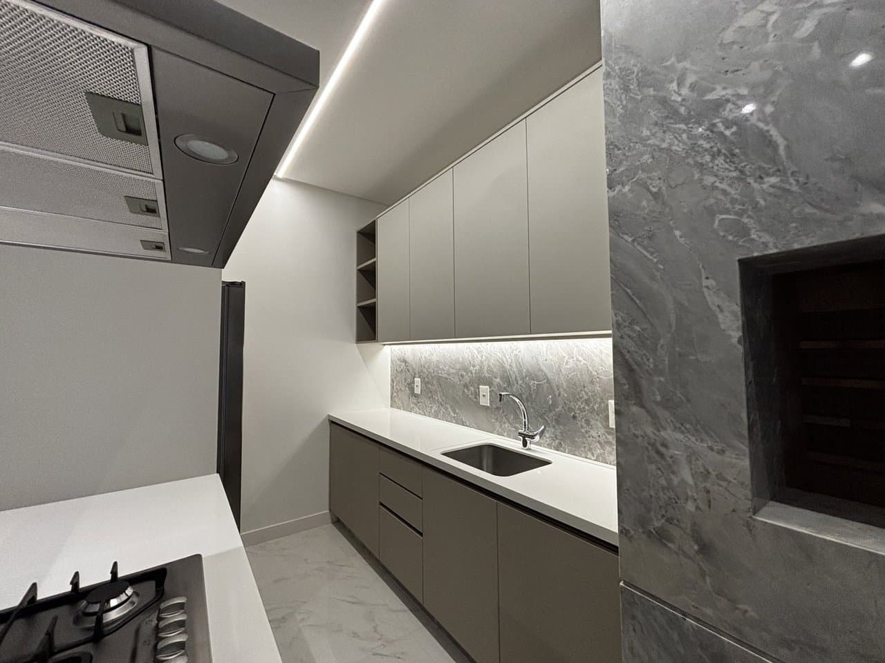 Apartamento de 3 quartos com 3 suítes e 136 m² em Bal. Camboriú