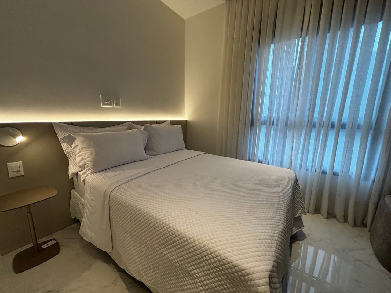 Apartamento de 3 quartos com 3 suítes e 136 m² em Bal. Camboriú