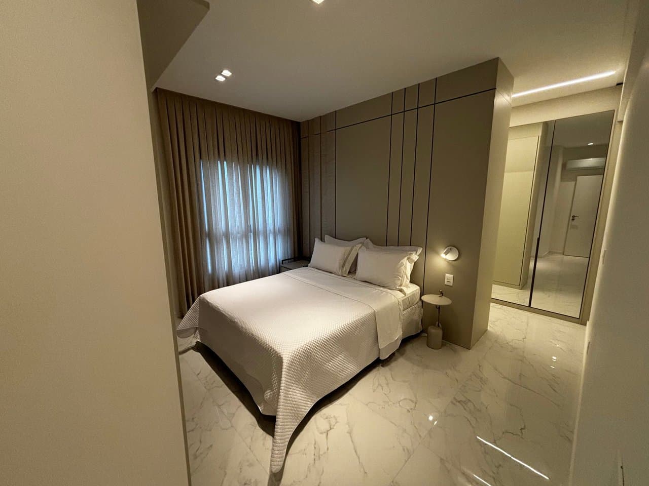 Apartamento de 3 quartos com 3 suítes e 136 m² em Bal. Camboriú